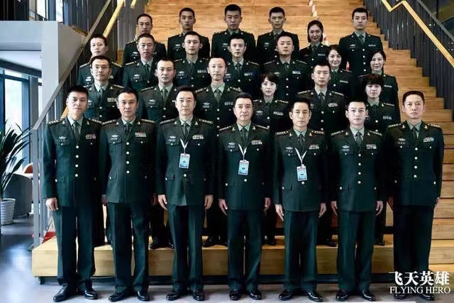 飞天英雄剧照.jpg
